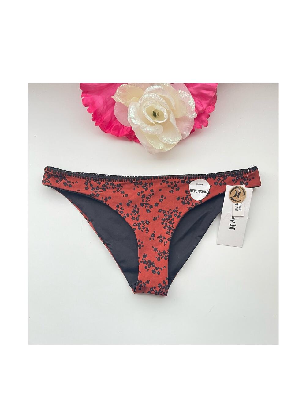 NWT Hurley Reversible Leopard Moderate Bottom Size Small